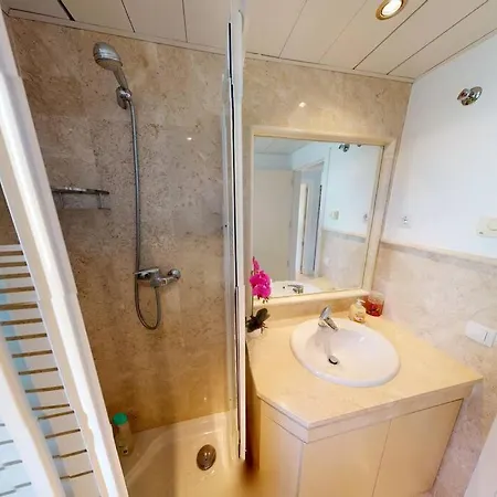 Urb. Los Iris, Luxury 3 Bed Apartment Fuengirola