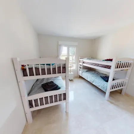 Urb. Los Iris, Luxury 3 Bed